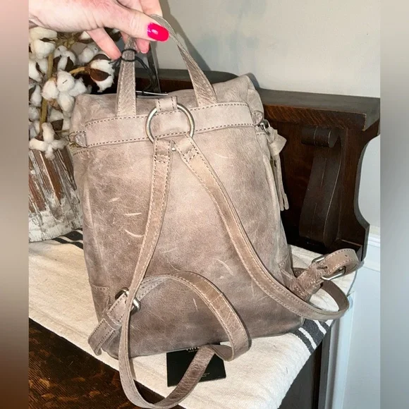 Frye Melissa Leather Zip Backpack Gray Grey Retail $358 - Picture 11 of 13